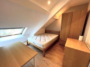 Photo 7- click for photo gallery